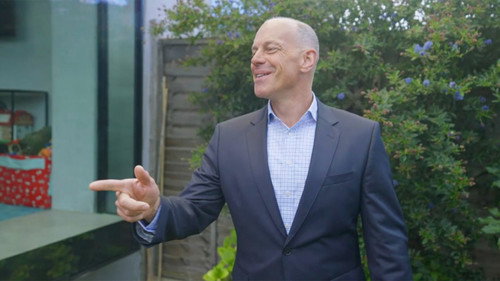 Location, Location, Location Season 41 Episode 3 - South London