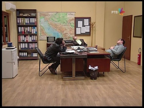 823 Okoš bokoš still