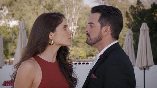 ¿Qué le pasa a mi familia? Season 1 Episode 5 - Episode 5