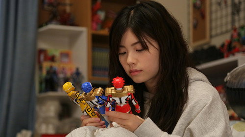 Tokusatsu GaGaGa Season 1 Episode 5 - Time at the Sea