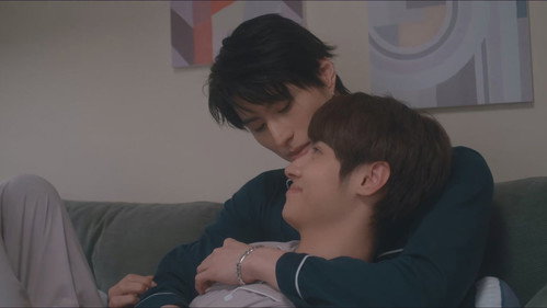 Secret Lover Season 1 Episode 8 - His Lie, His Panic