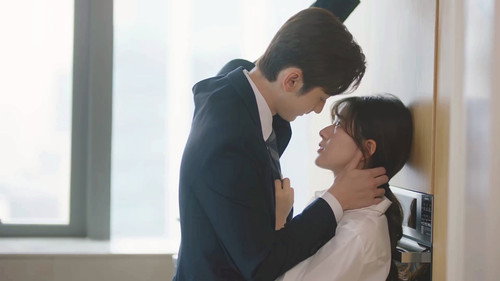 Please Feel At Ease Mr. Ling Season 1 Episode 8 - Episode 8