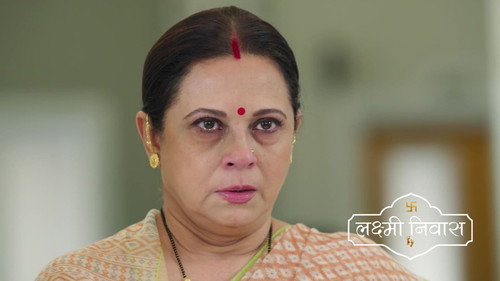 Lakshmi Niwas Season 1 Episode 7 - Shriniwas Grows Anxious Over Finances
