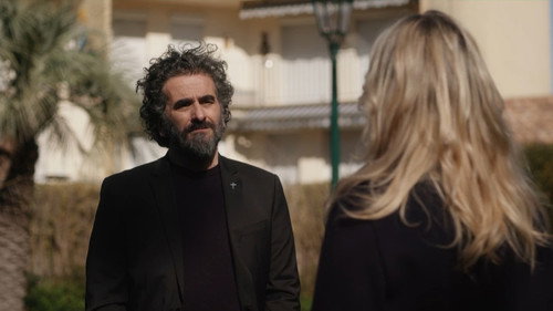 Episode 1417 still