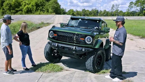 Texas Metal Season 7 Episode 5 - Custom Sasquatch Bronco
