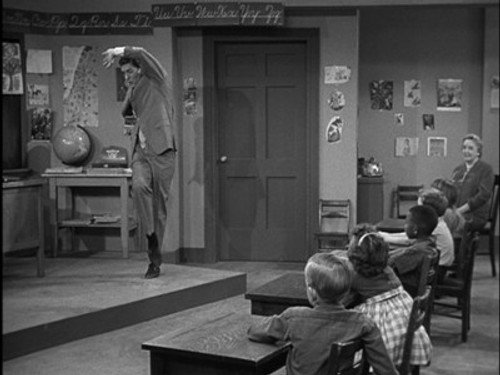 The Dick Van Dyke Show Season 1 Episode 22 - Father of the Week