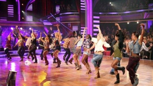 Dancing with the Stars Season 13 Episode 8 - Results Show: Week 4