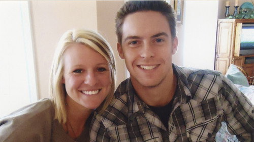 On the Case with Paula Zahn Season 28 Episode 4 - Why Would Someone Shoot Amanda?