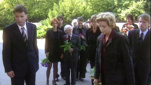 In aller Freundschaft Season 2 Episode 16 - Episode 16