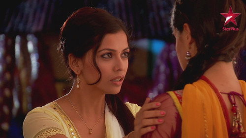Iss Pyaar Ko Kya Naam Doon? Season 1 Episode 17 - Payal Worries About Khushi's Safety
