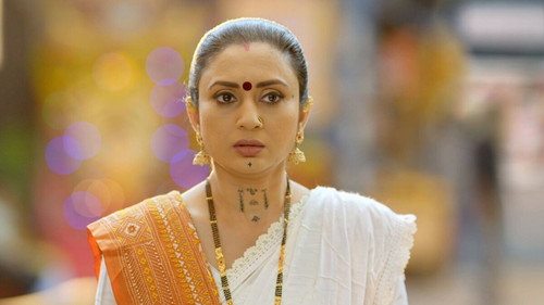 Kadambari Gets Insecure still