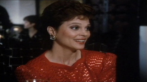 Hotel Season 2 Episode 18 - Identities