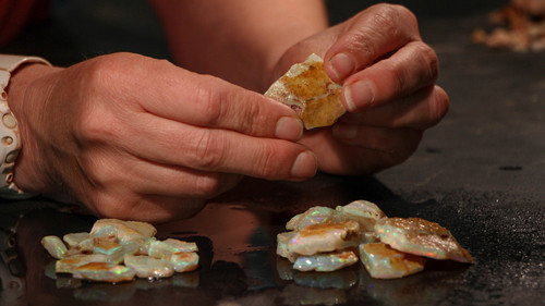 Outback Opal Hunters Season 12 Episode 9 - School of Hard Rocks