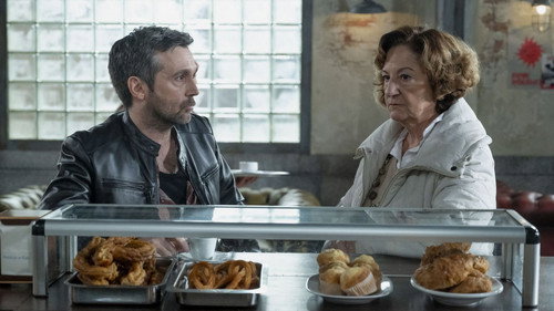 4 estrellas Season 3 Episode 1 - Episode 1