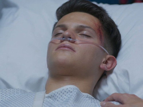 El amor invencible Season 1 Episode 12 - "¡Ella es mi hija!"