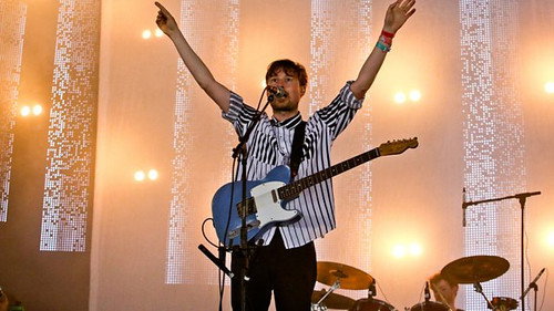 Glastonbury Season 19 Episode 19 - Django Django