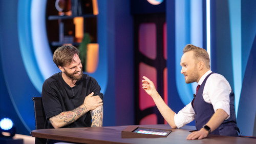 De Avondshow met Arjen Lubach Season 2 Episode 9 - Funeral Queen Elizabeth, Tim Hofman