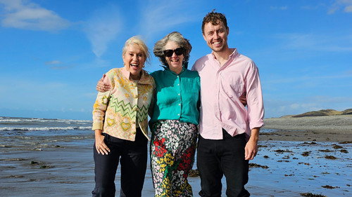 Escape to the Country Season 26 Episode 50 - South West Wales