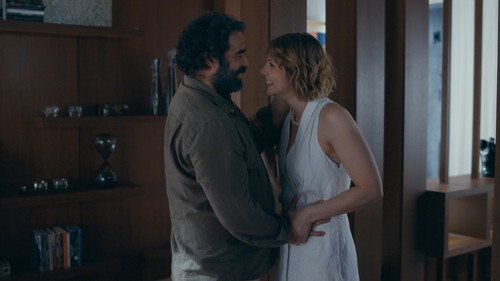 Episode 207 still