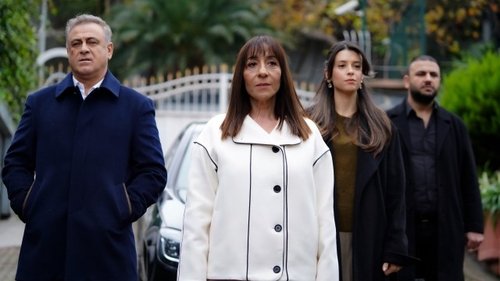 Yalı Çapkını Season 2 Episode 13 - Episode 49