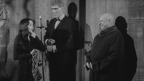 undefined Season 2 Episode 12 - Gomez, the Cat Burglar