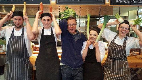 Britain's Fat Fight with Hugh Fearnley-Whittingstall Season 1 Episode 3 - Episode 3