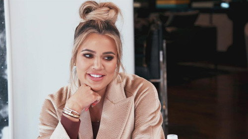 Keeping Up with the Kardashians Season 15 Episode 3 - Drop Dead Gorgeous