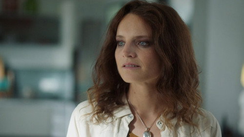 Episode 1519 still