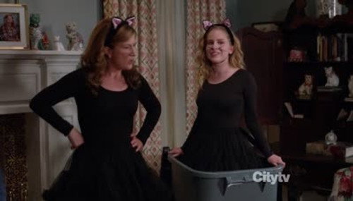 Suburgatory Season 2 Episode 1 - Homecoming