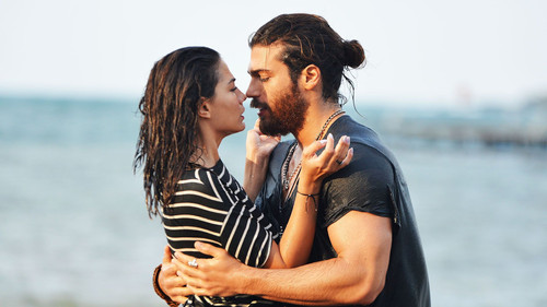 Erkenci Kuş Season 1 Episode 10 - Episode 10