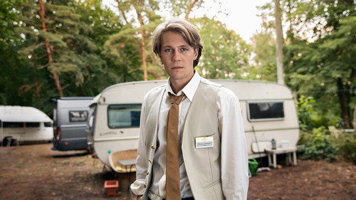 Episode 6 still