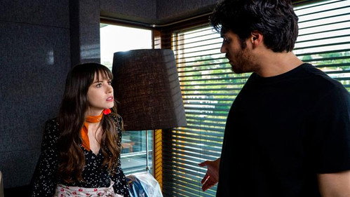 Full Moon Season 1 Episode 6 - Episode 6