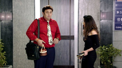 Excuse Me Maadam Season 1 Episode 3 - Sanam's Job is At Stake!