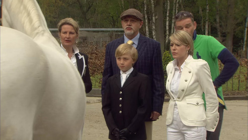 Amika Season 3 Episode 3 - Een tientonner met pukkels en vettig haar