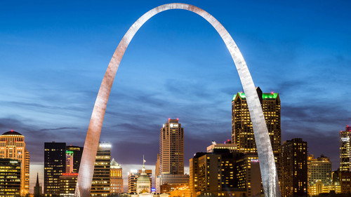Bizarre Foods: Delicious Destinations Season 1 Episode 11 - St Louis