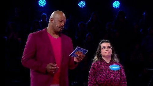 Family Feud Romania Season 2025 Episode 22 - Episode 22