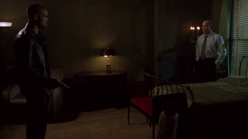 Birds of Prey Season 1 Episode 9 - Nature of the Beast