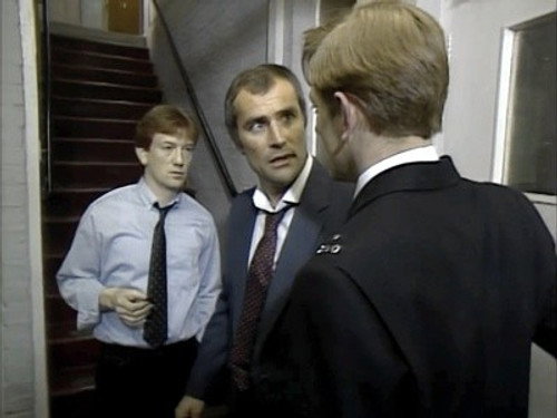 The Bill Season 1 Episode 1 - Funny Ol' Business: Cops and Robbers