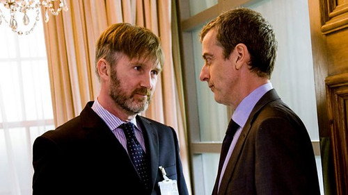 The Thick of It Season 3 Episode 1 - Episode 1
