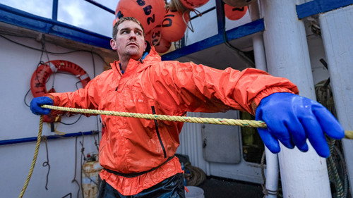 Deadliest Catch Season 22 Episode 1 - Kings of the Frozen North
