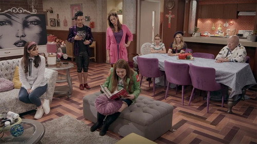 Una familia de diez Season 5 Episode 7 - El desfile de modas