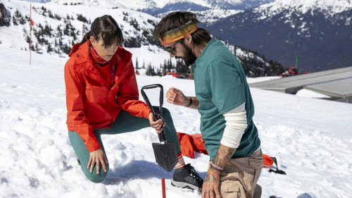 The Amazing Race Canada Season 12 Episode 1 - Express Pass? Let's Go!!!