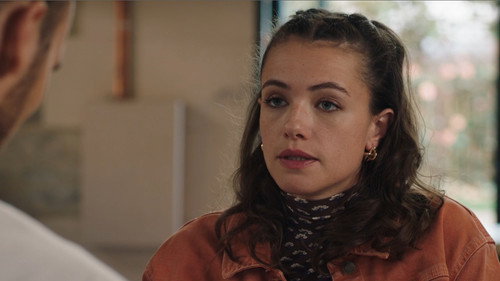 Episode 1045 still