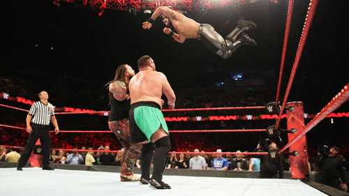 Raw Season 25 Episode 21 - May 22, 2017 (Grand Rapids, Michigan)