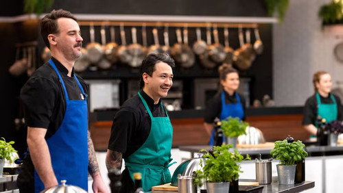 Les chefs! Season 15 Episode 1 - Episode 1