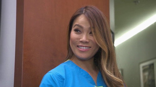 Dr. Pimple Popper Season 2 Episode 3 - The Last Unicorn