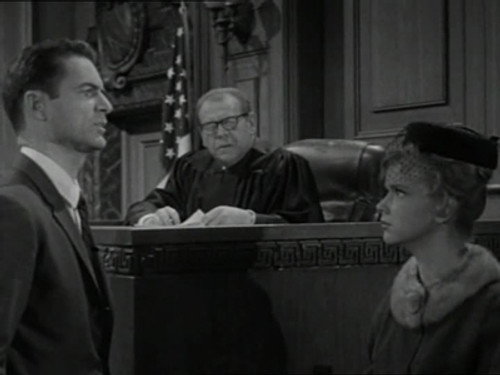 The Alfred Hitchcock Hour Season 1 Episode 16 - What Really Happened