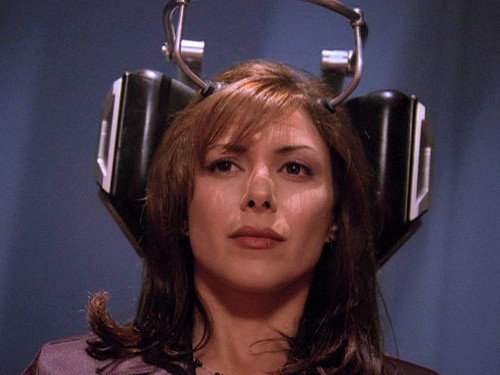 Sliders Season 5 Episode 6 - Please Press One