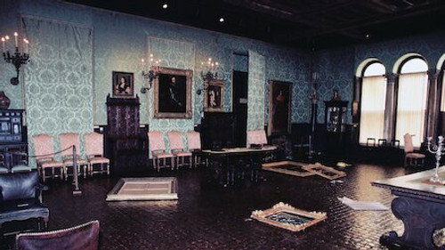 This Is a Robbery: The World's Biggest Art Heist Season 1 Episode 2 - Vipers in the Grass