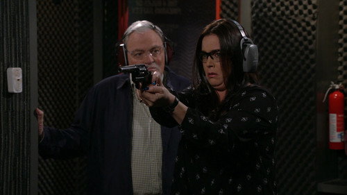 Man with a Plan Season 2 Episode 9 - The Gunfight